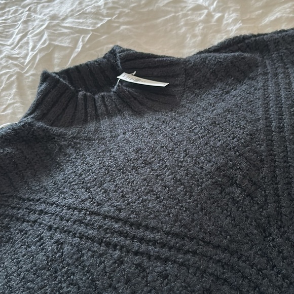 New with tags Old Navy sweater dress - Picture 6 of 7